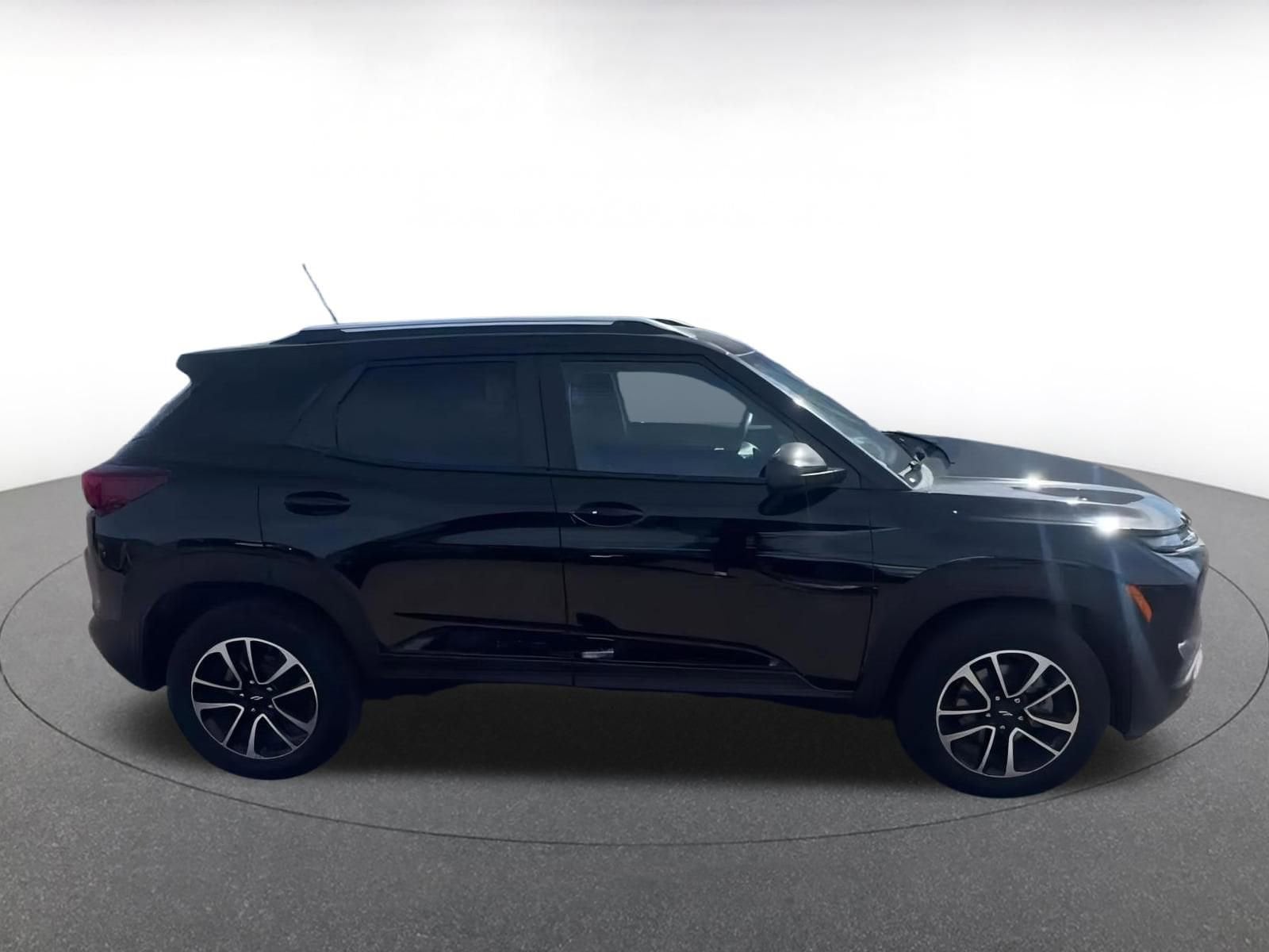 Thumbnail: 2025 Chevrolet TrailBlazer - 16