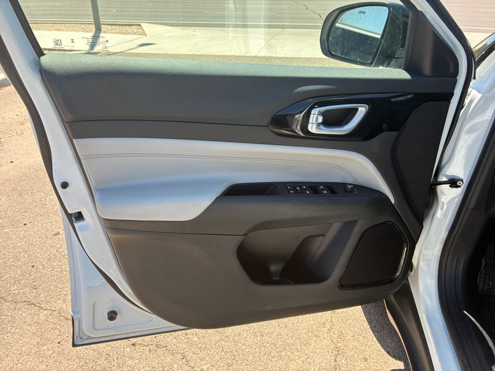 Thumbnail: 2025 Jeep Compass - 18