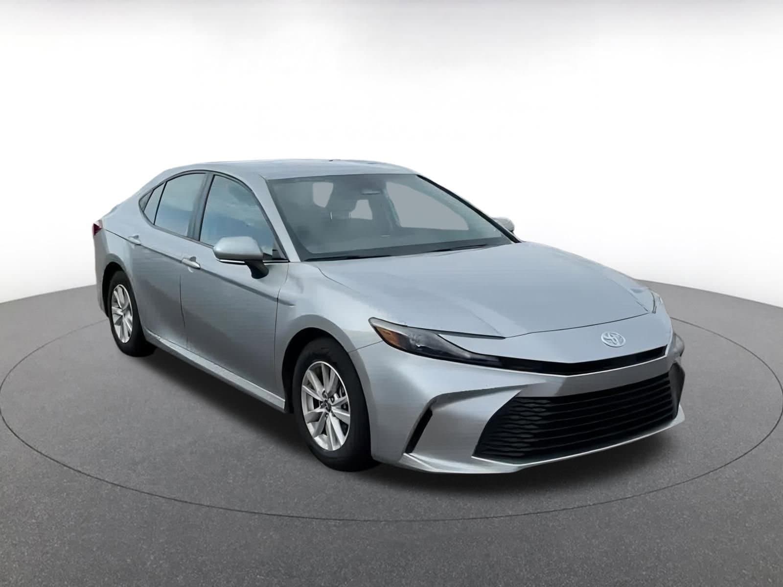 Thumbnail: 2025 Toyota Camry - 3