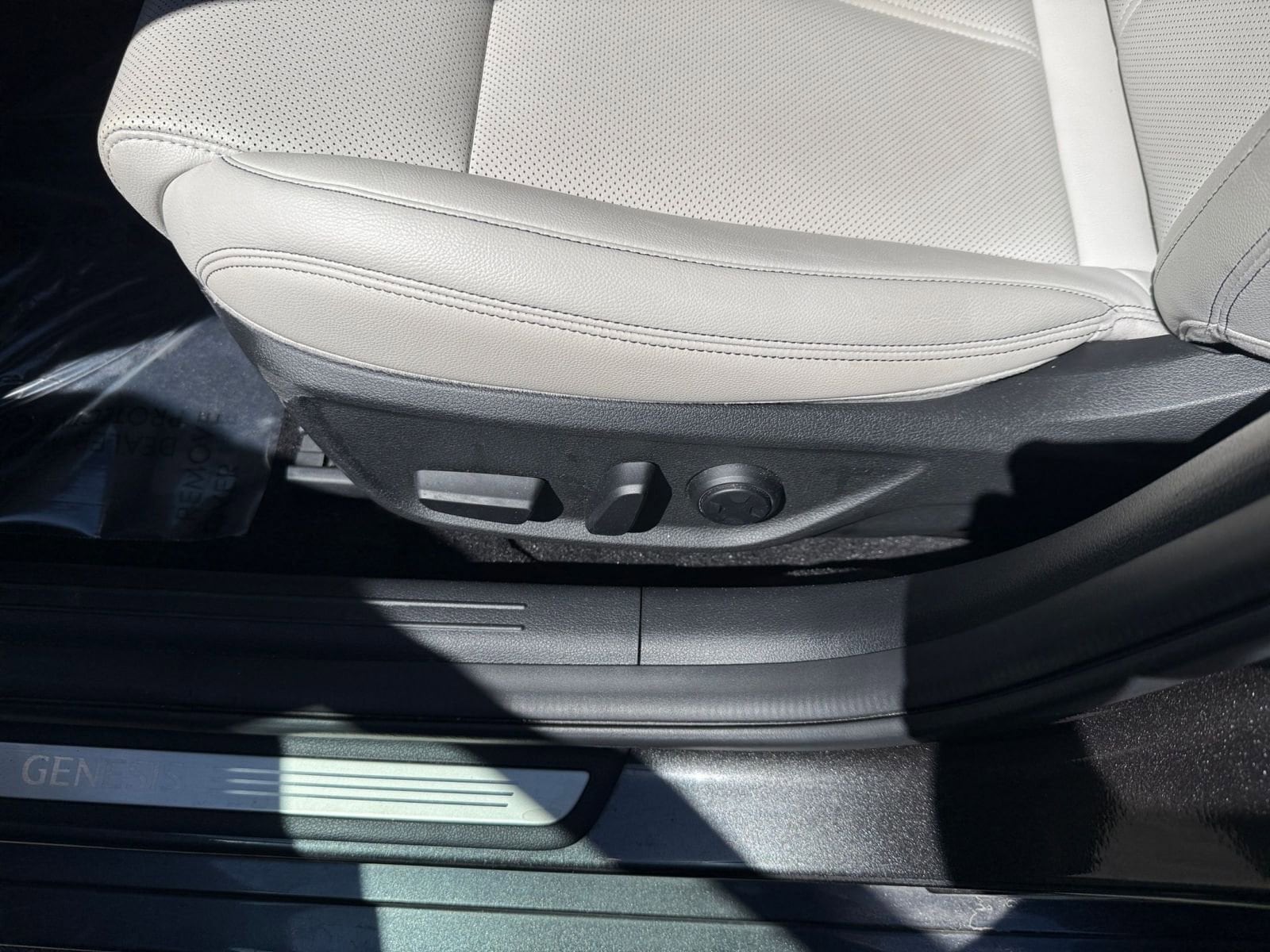 Thumbnail: 2025 Genesis G70 - 22