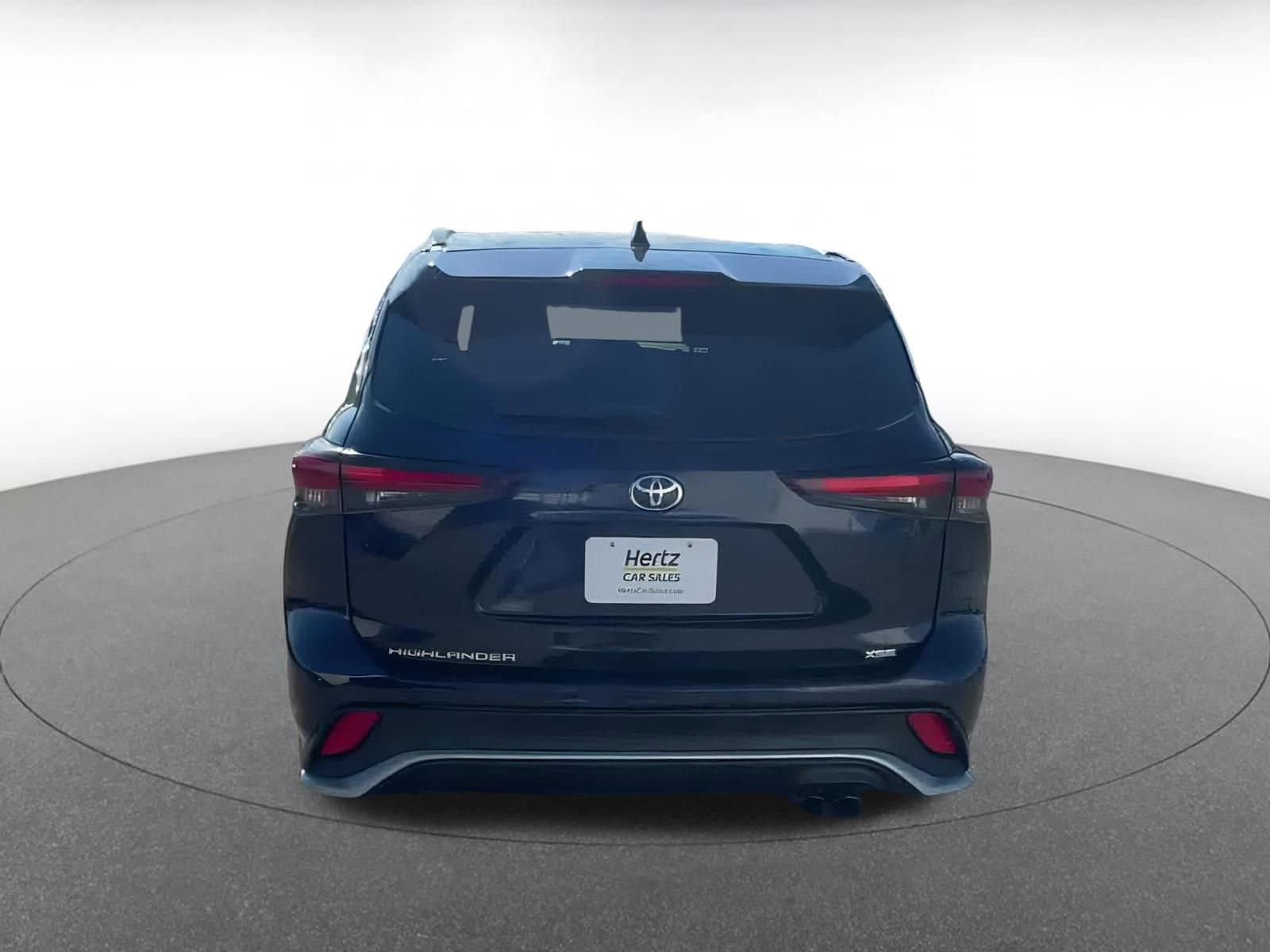 Thumbnail: 2024 Toyota Highlander - 11