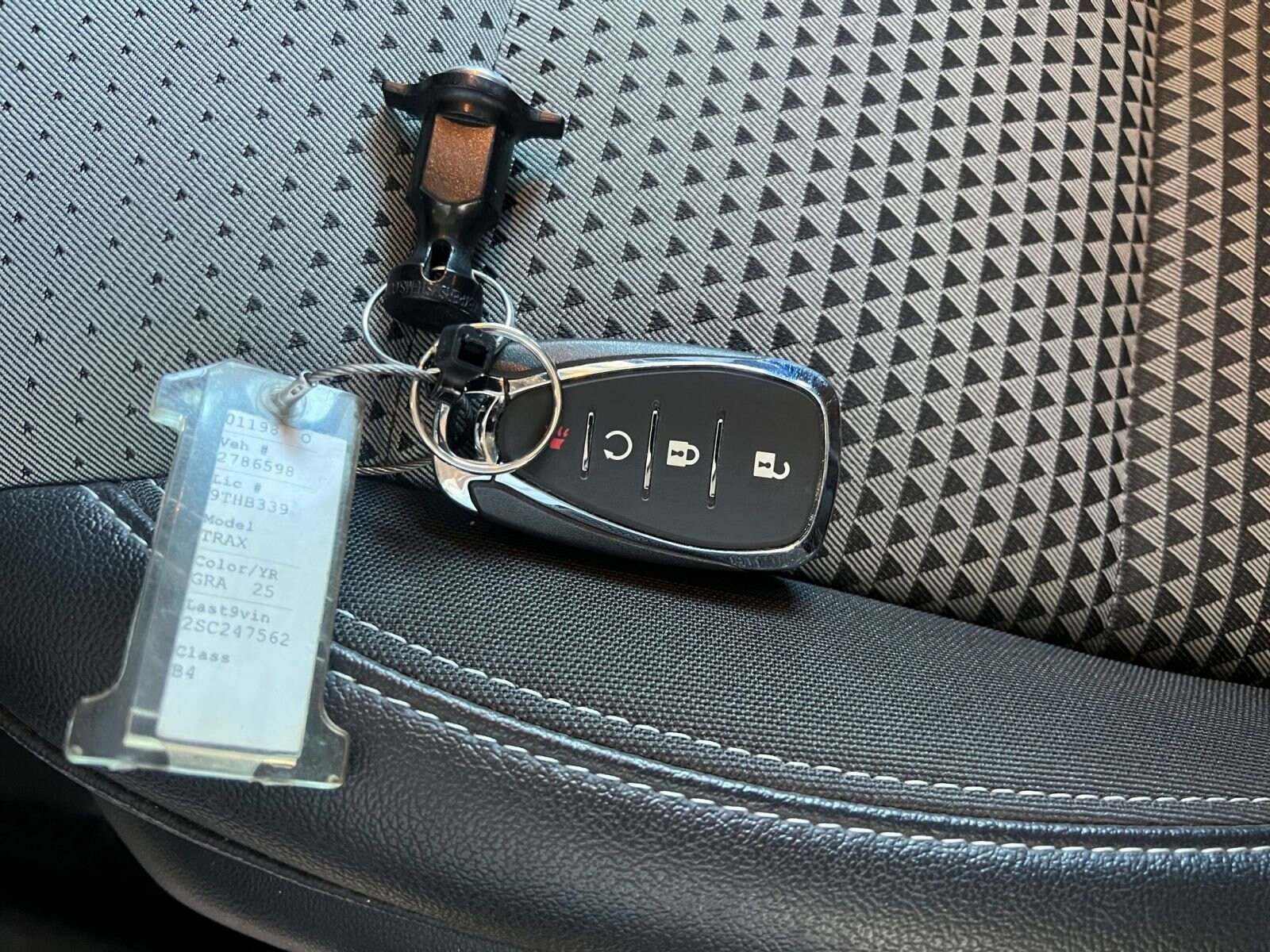 Thumbnail: 2025 Chevrolet Trax - 21