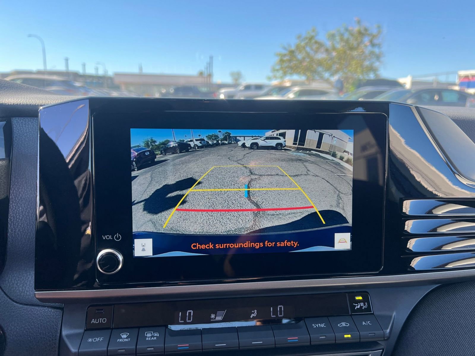 Thumbnail: 2025 Toyota Camry - 17