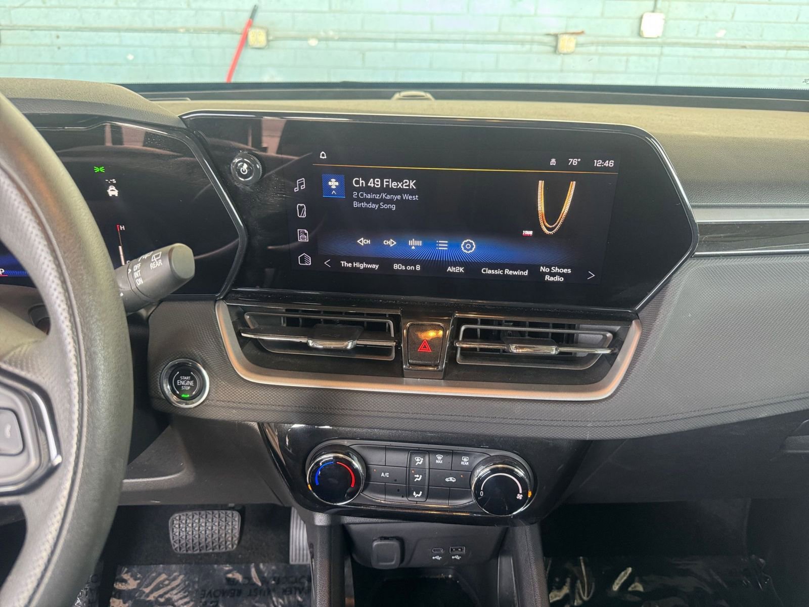 Thumbnail: 2025 Chevrolet TrailBlazer - 18