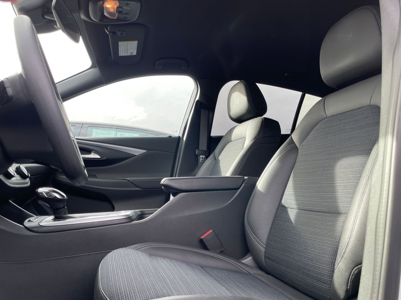 Thumbnail: 2025 Buick Envista - 27