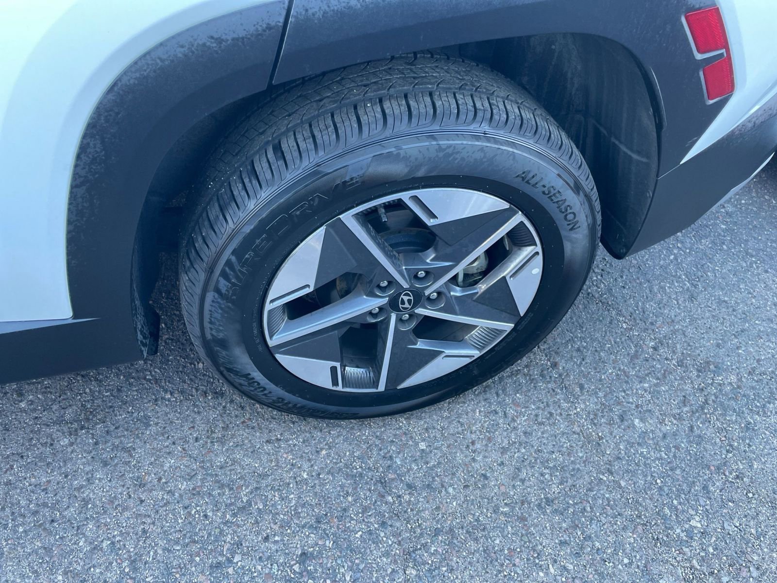 Thumbnail: 2025 Hyundai Tucson - 32