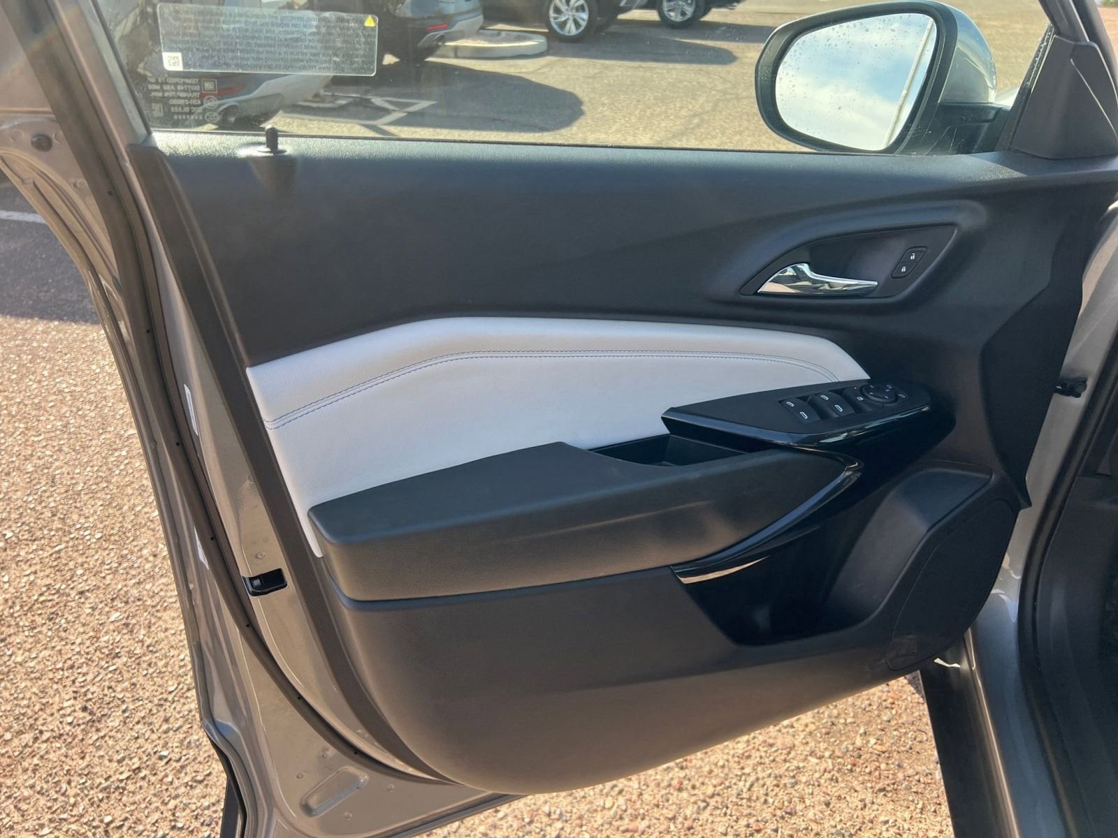 Thumbnail: 2025 Chevrolet Trax - 18