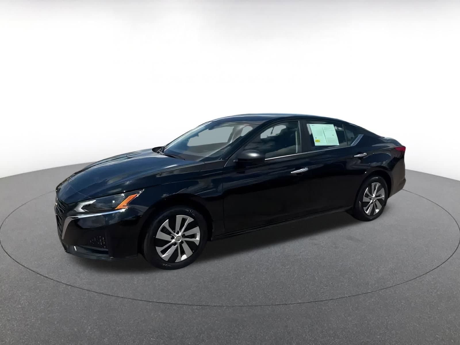 Thumbnail: 2024 Nissan Altima - 7