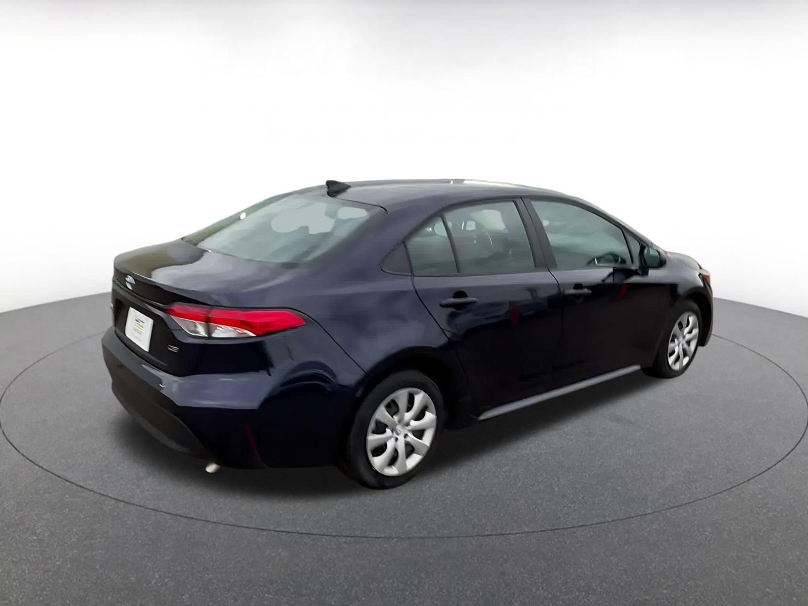 Thumbnail: 2025 Toyota Corolla - 15