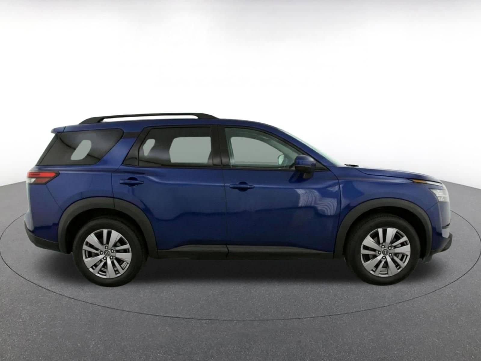 Thumbnail: 2025 Nissan Pathfinder - 10