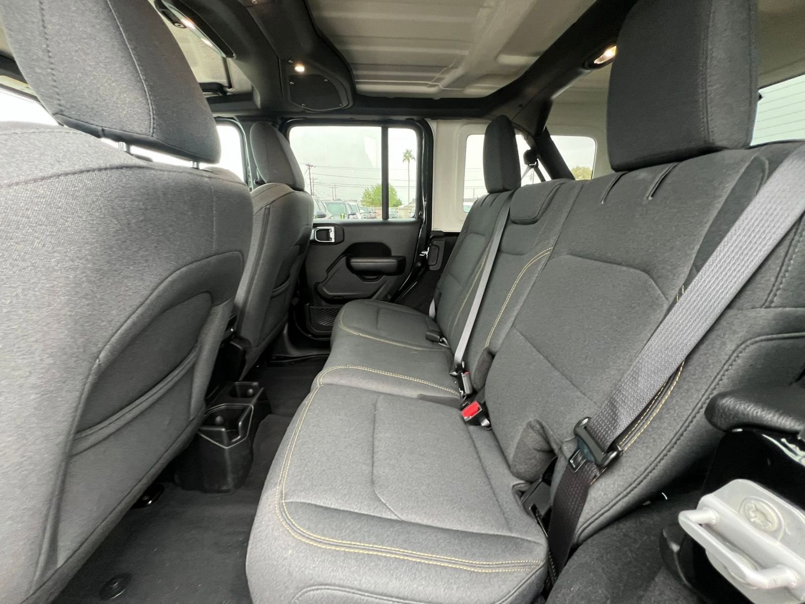 Thumbnail: 2025 Jeep Wrangler - 25