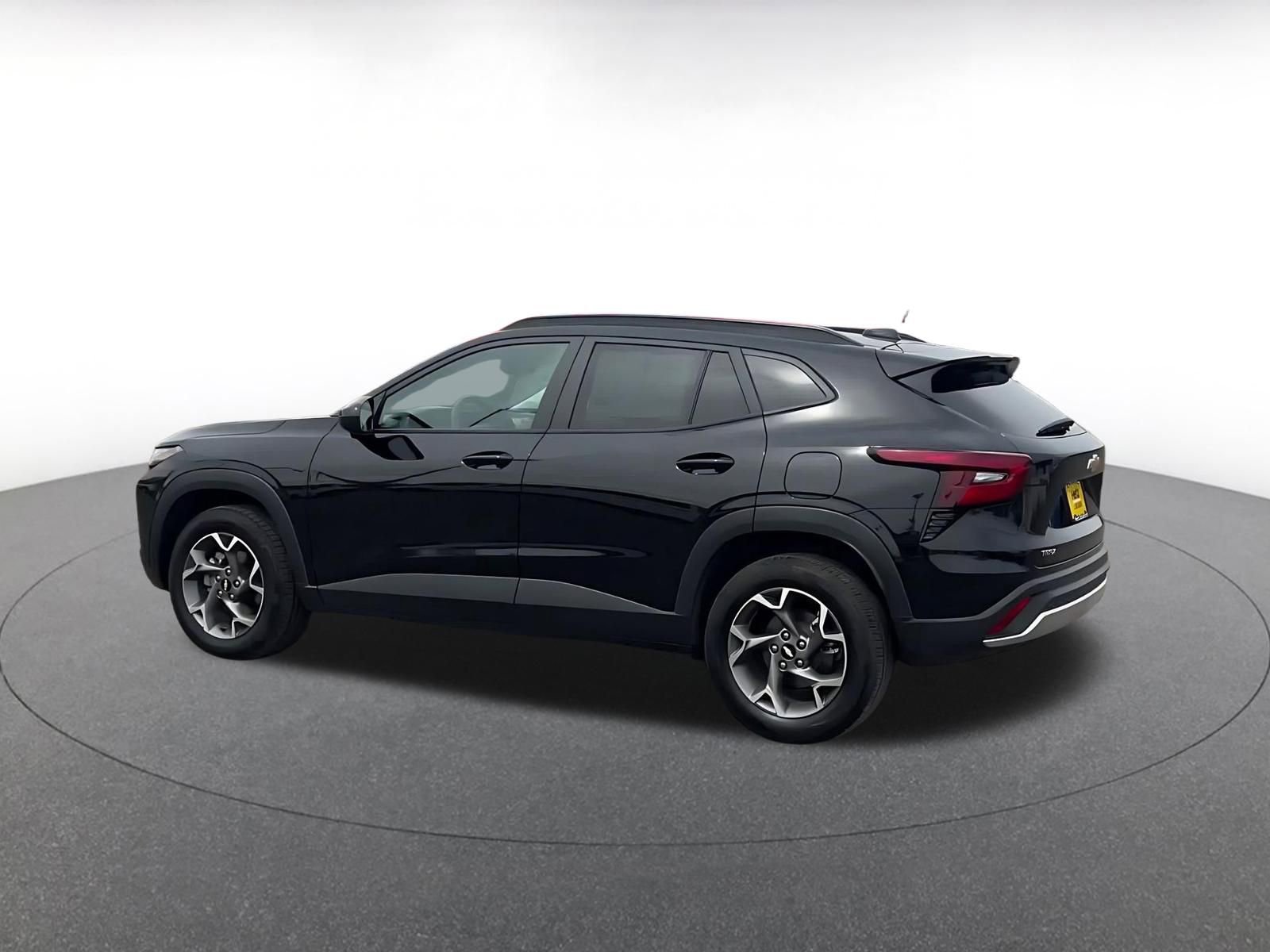 Thumbnail: 2025 Chevrolet Trax - 10
