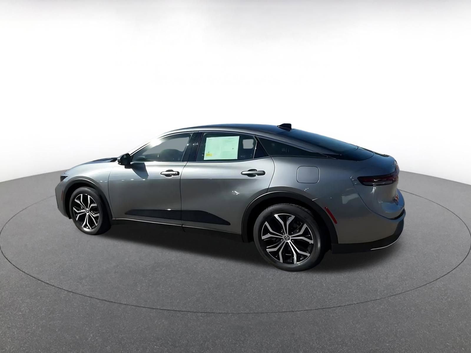 Thumbnail: 2025 Toyota Crown - 10