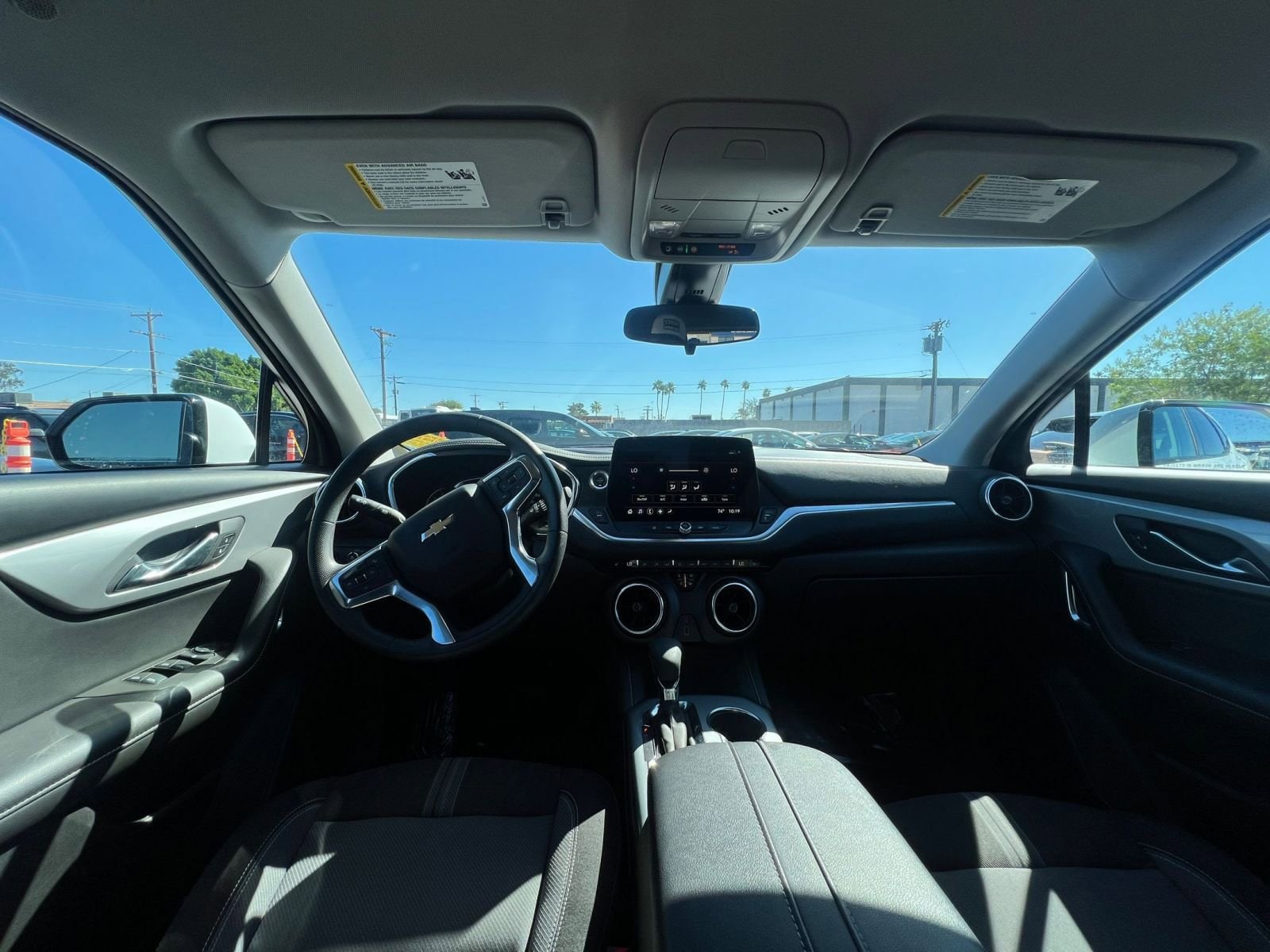 Thumbnail: 2025 Chevrolet Blazer - 33