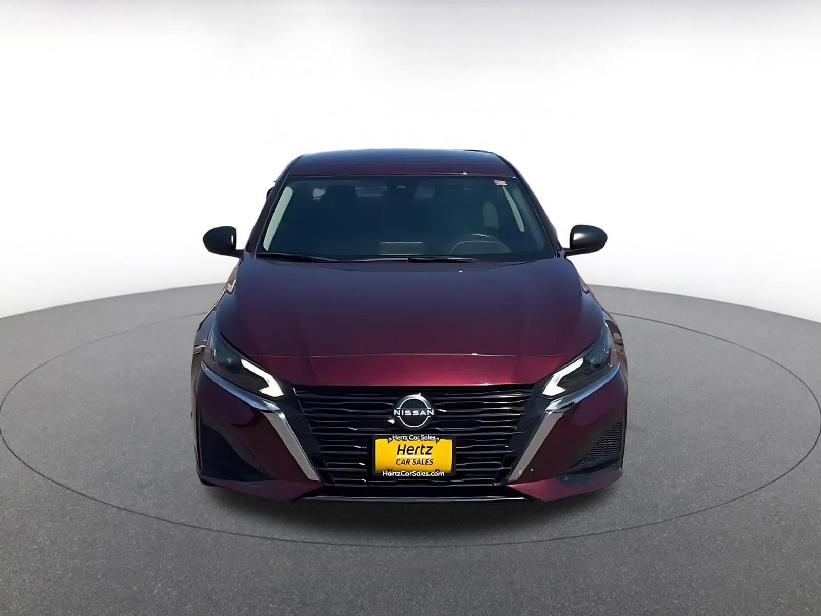 Thumbnail: 2025 Nissan Altima - 3