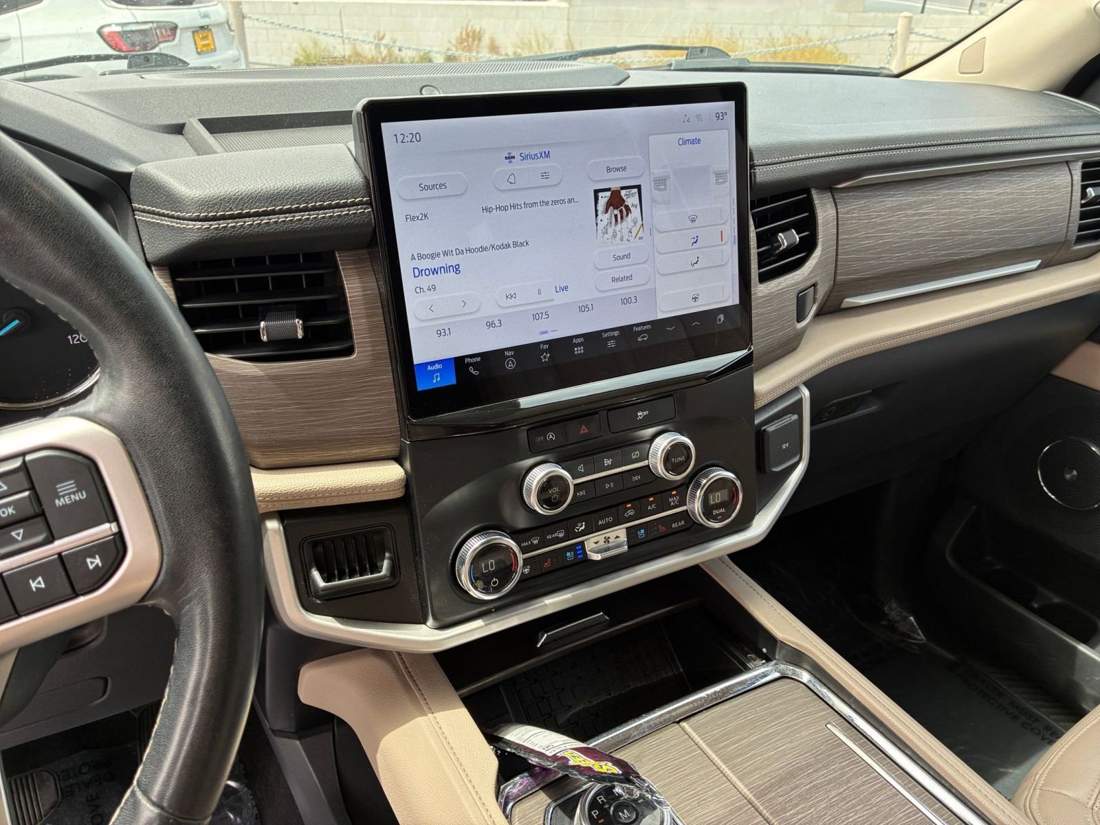 Thumbnail: 2024 Ford Expedition - 17