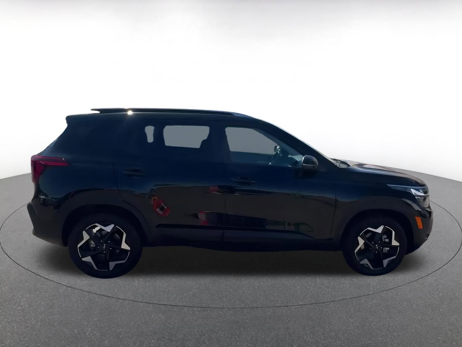 Thumbnail: 2025 Kia Seltos - 16