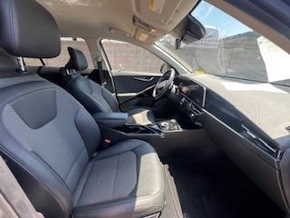 Thumbnail: 2023 Kia Niro - 11