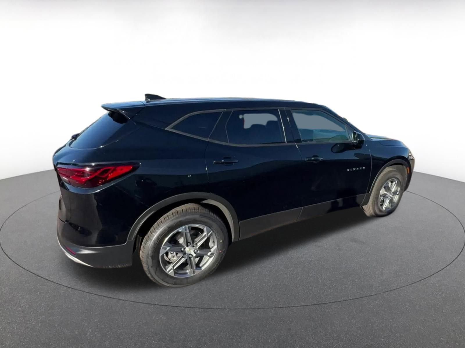 Thumbnail: 2025 Chevrolet Blazer - 15