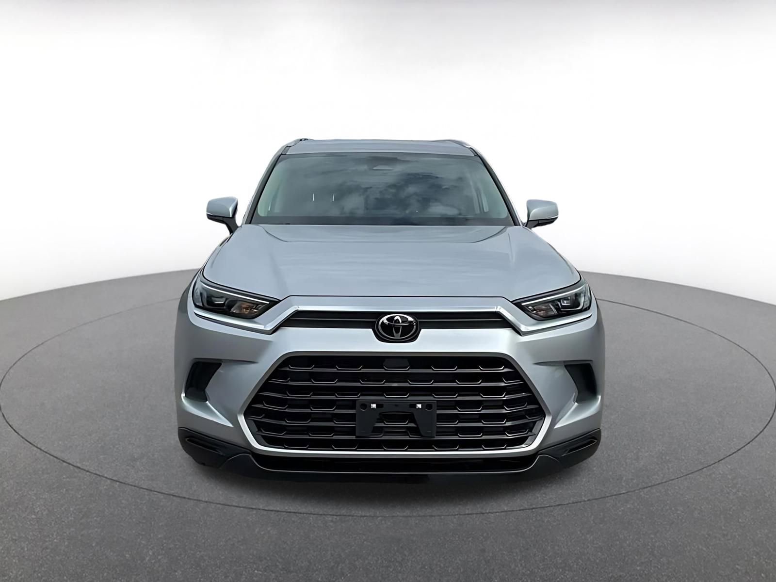 Thumbnail: 2025 Toyota Grand Highlander - 4