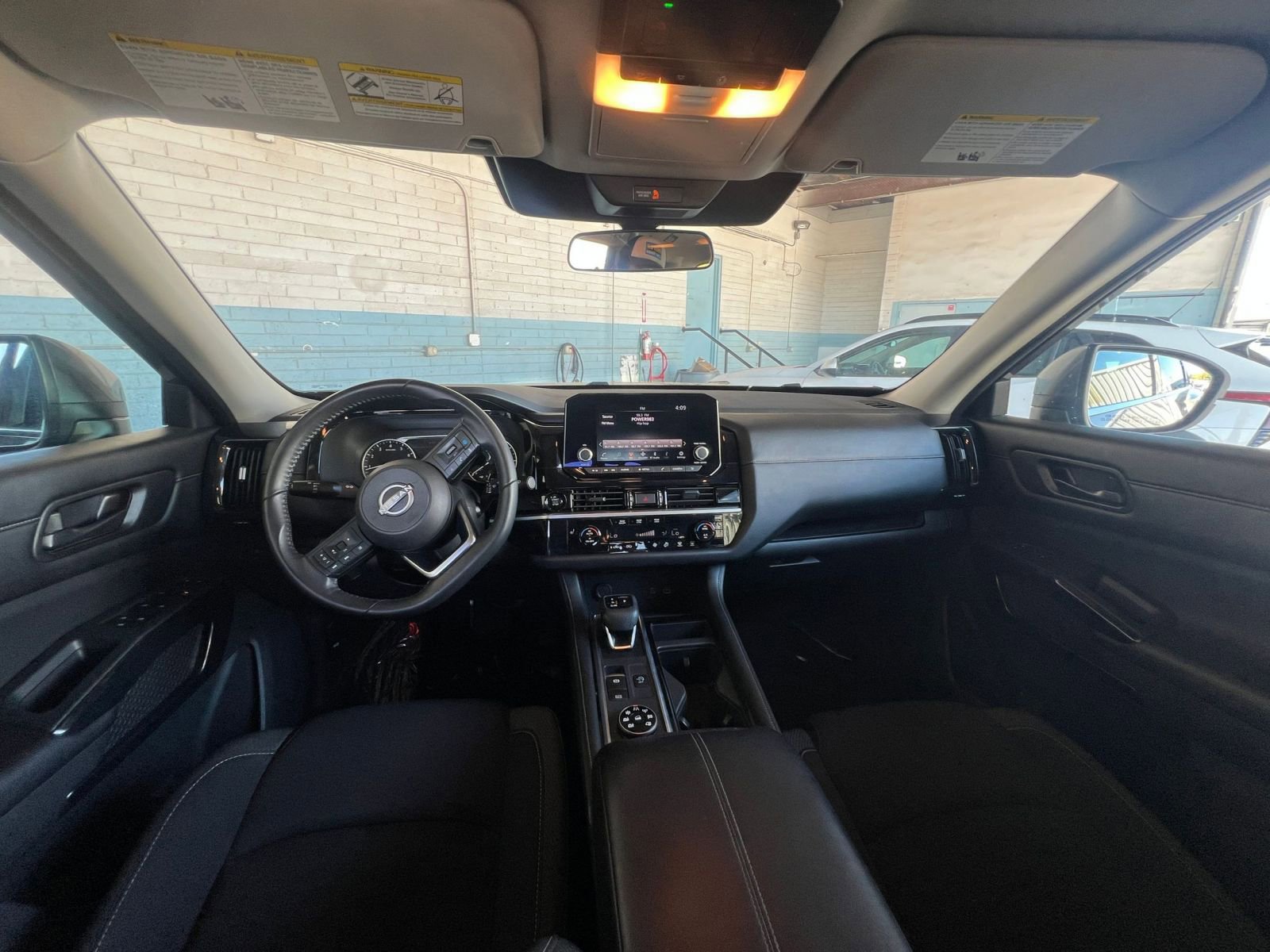 Thumbnail: 2025 Nissan Pathfinder - 35