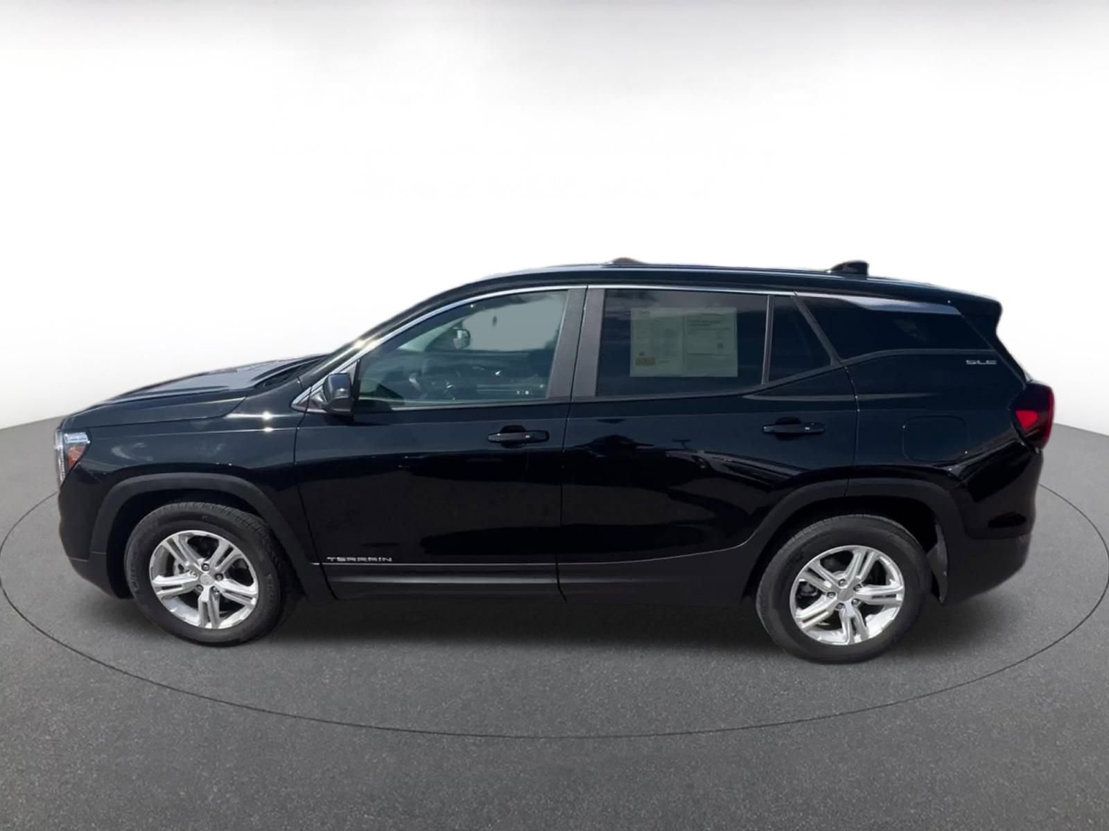 Thumbnail: 2024 GMC Terrain - 9