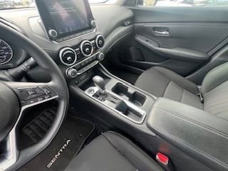 Thumbnail: 2025 Nissan Sentra - 11