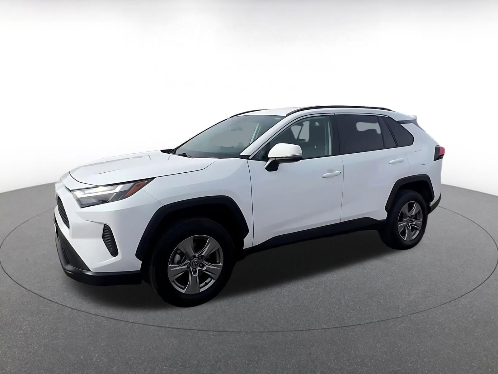Thumbnail: 2025 Toyota RAV4 - 8