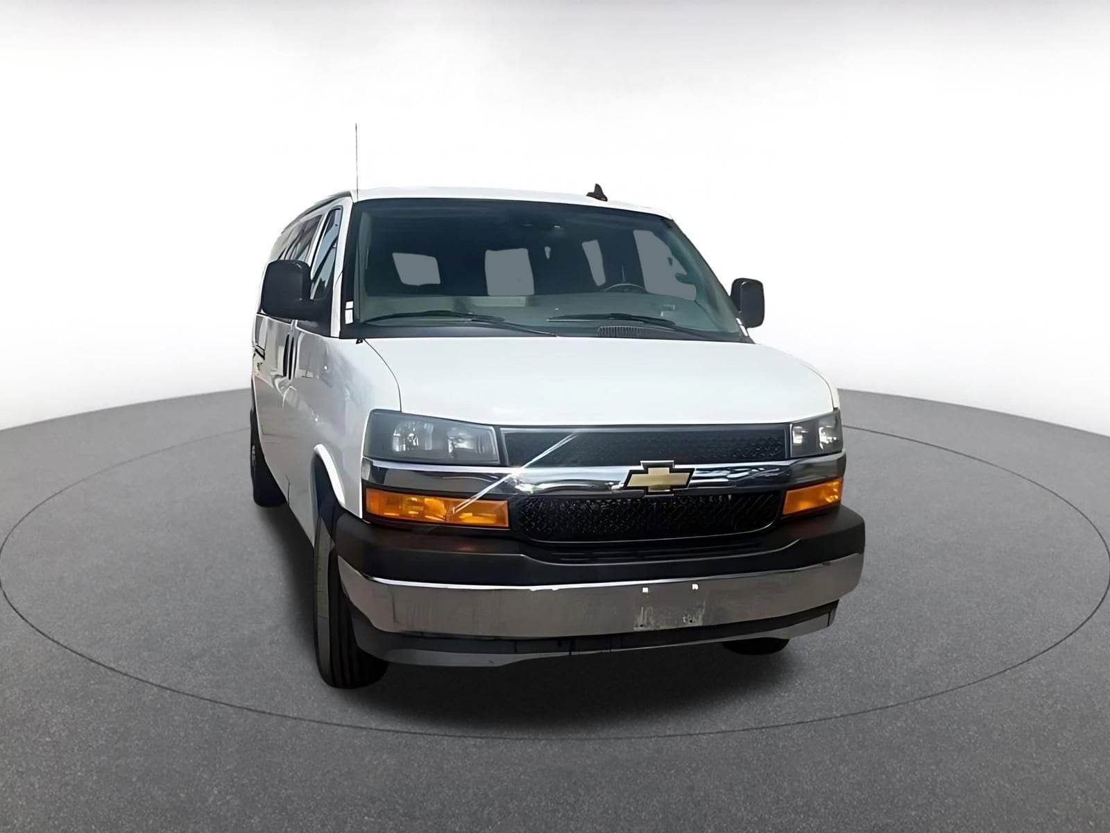 Thumbnail: 2025 Chevrolet Express - 3