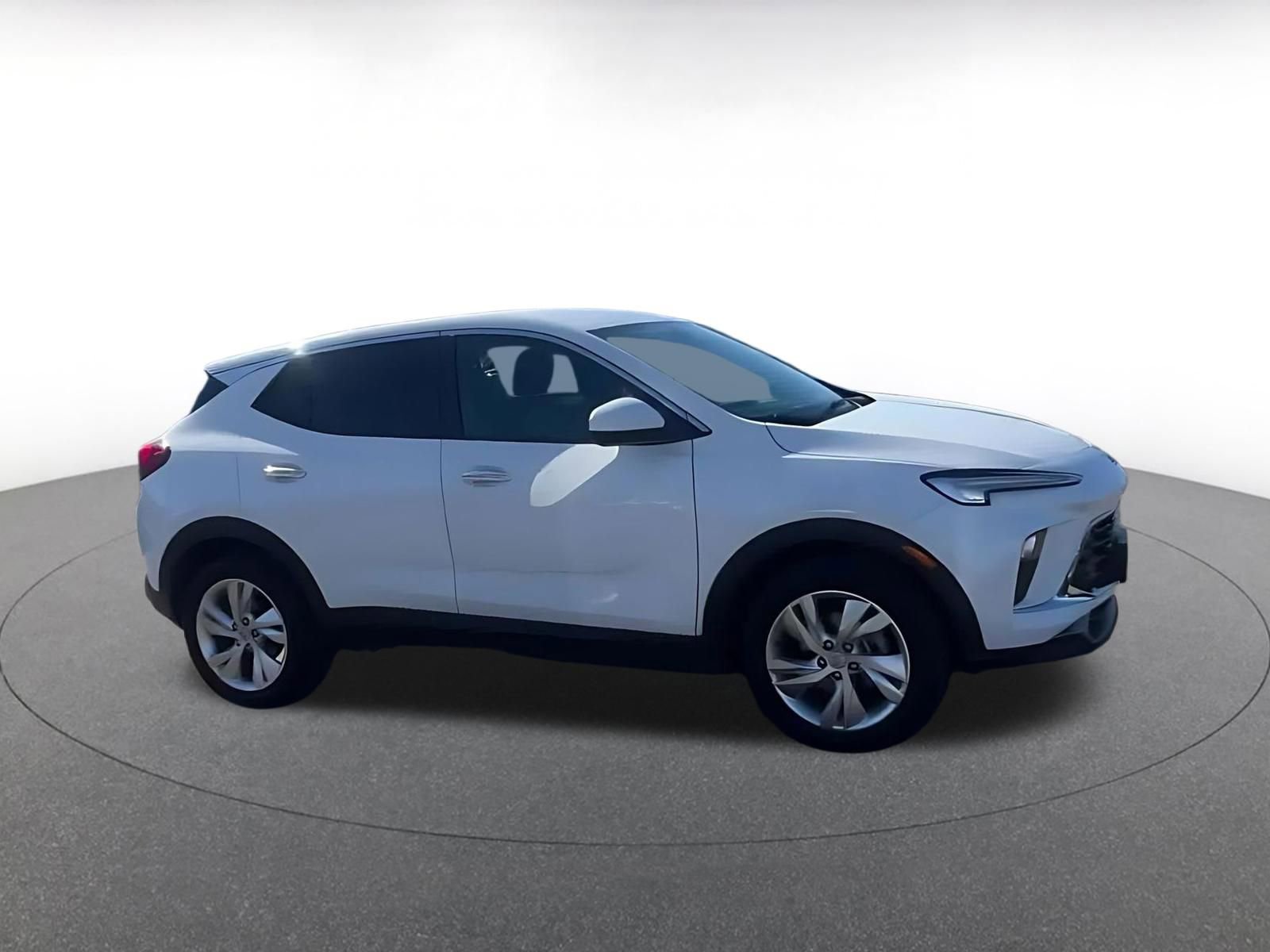 Thumbnail: 2025 Buick Encore GX - 2