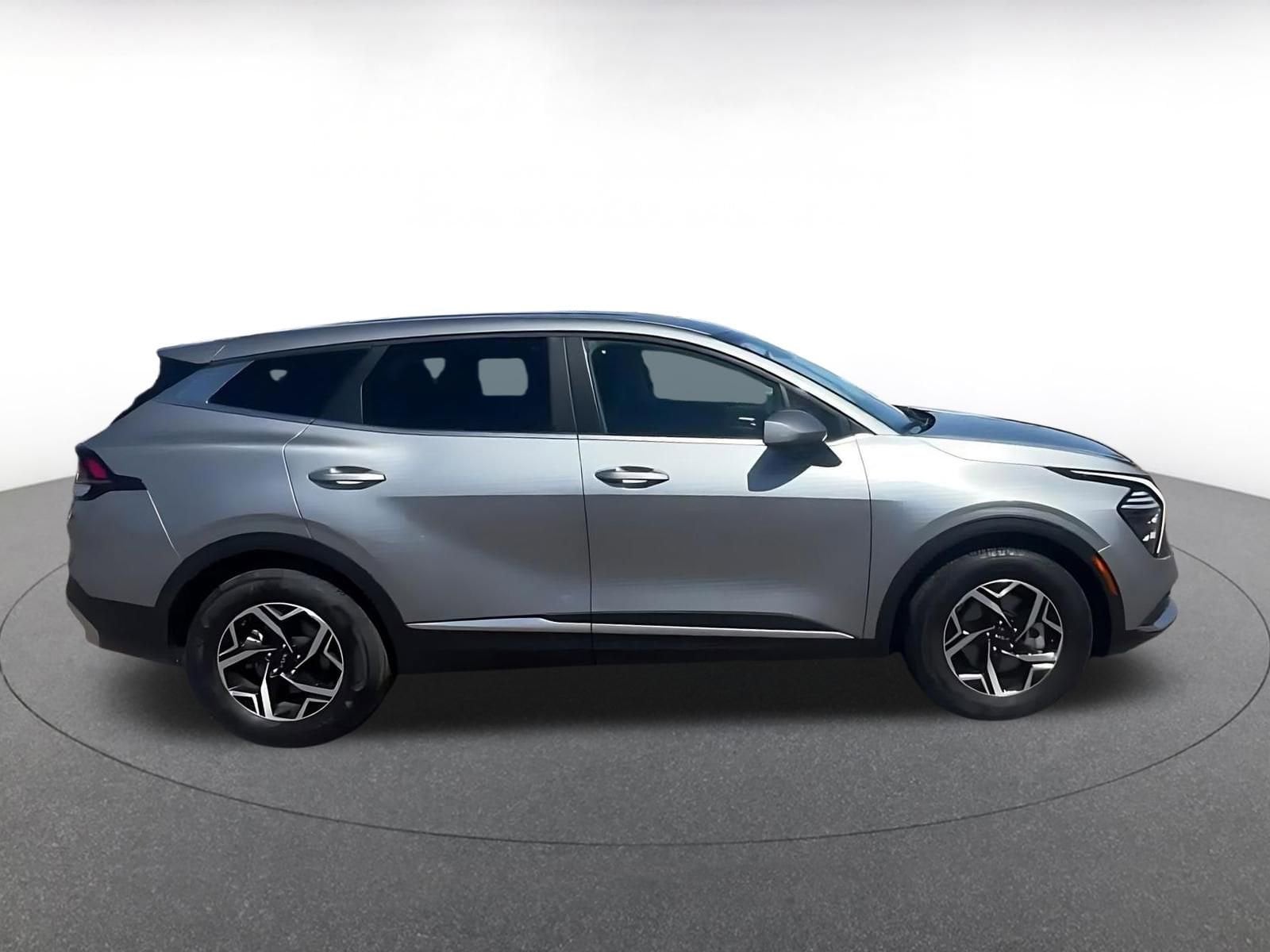 Thumbnail: 2025 Kia Sportage - 16