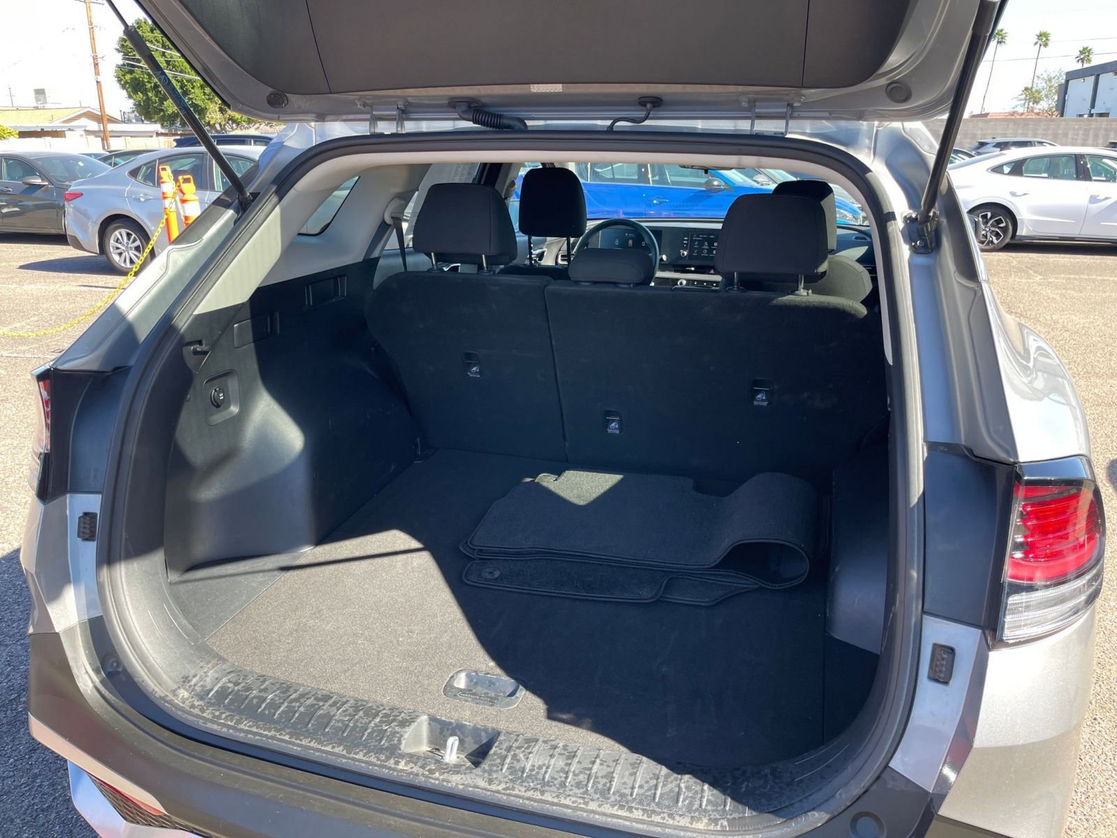 Thumbnail: 2025 Kia Sportage - 30