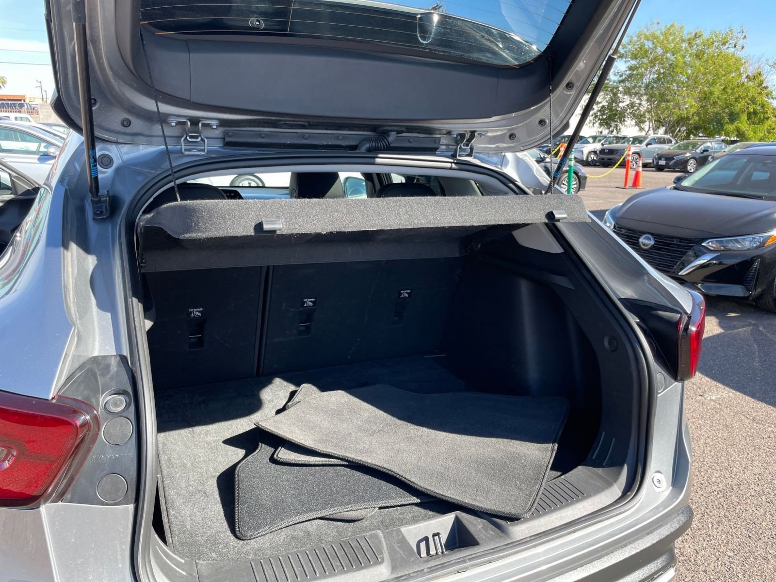 Thumbnail: 2025 Chevrolet Trax - 31