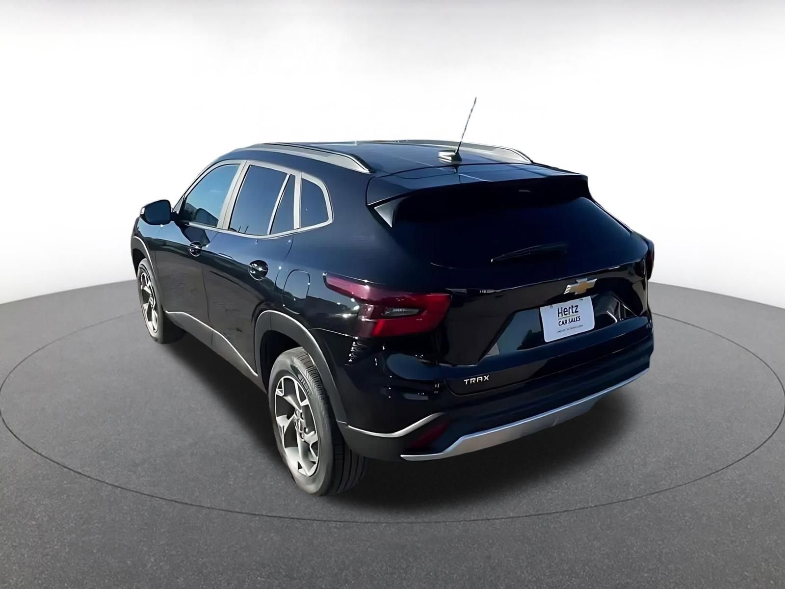 Thumbnail: 2025 Chevrolet Trax - 11