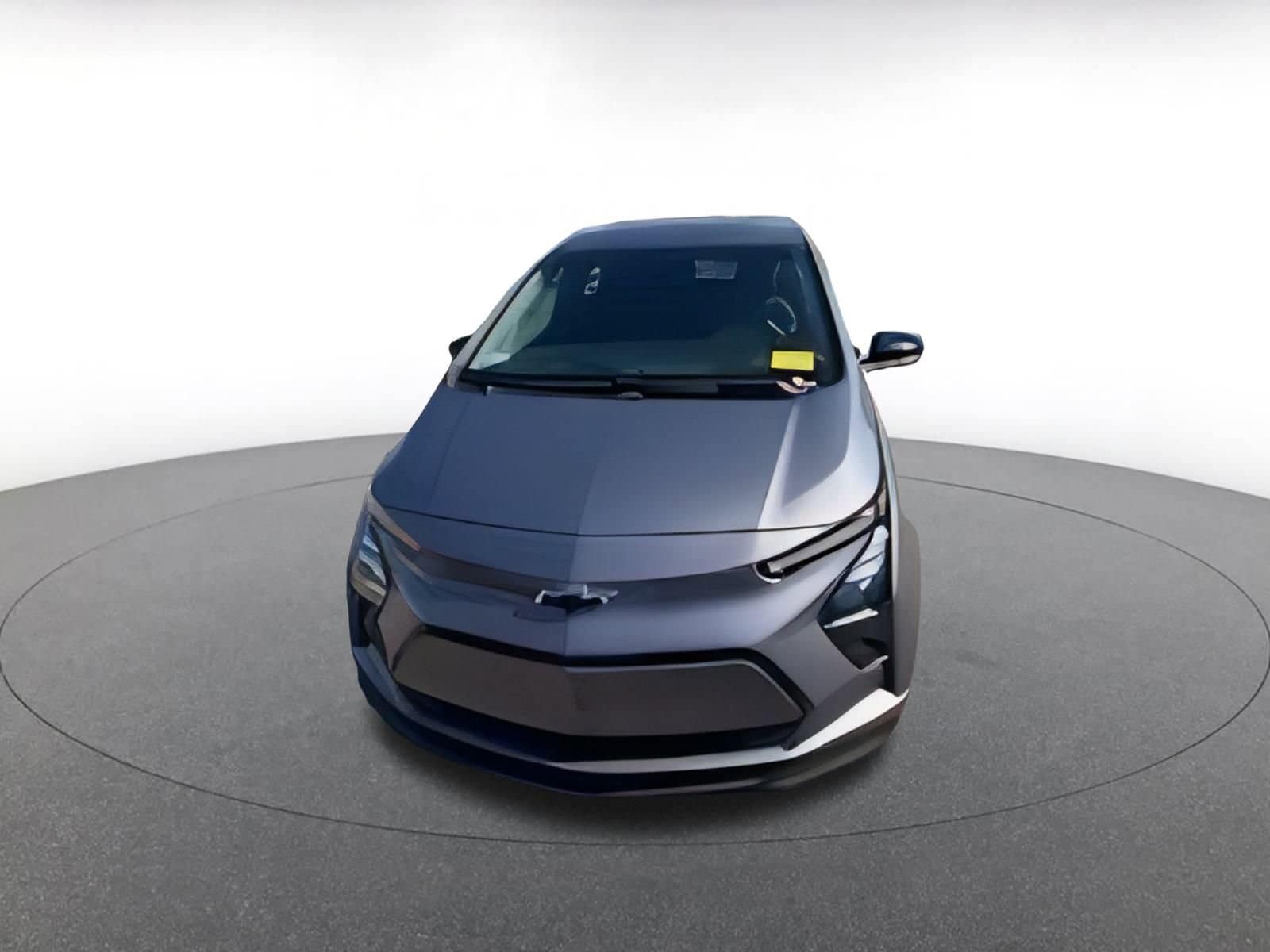 Thumbnail: 2023 Chevrolet Bolt EV - 2