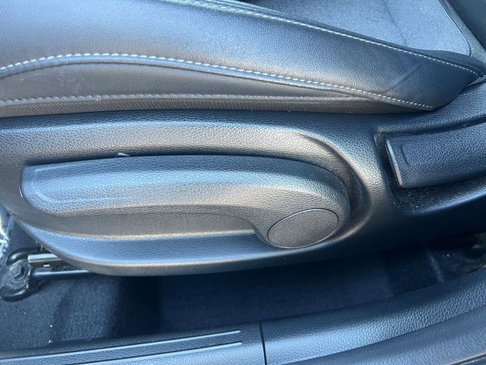 Thumbnail: 2025 Kia Seltos - 23