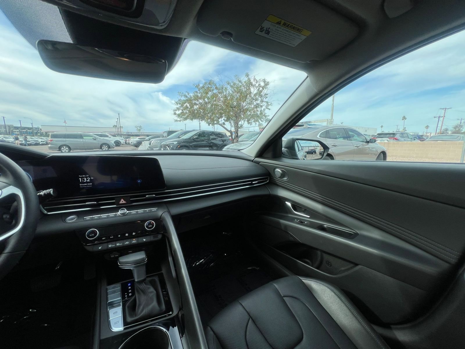 Thumbnail: 2025 Hyundai Elantra - 35