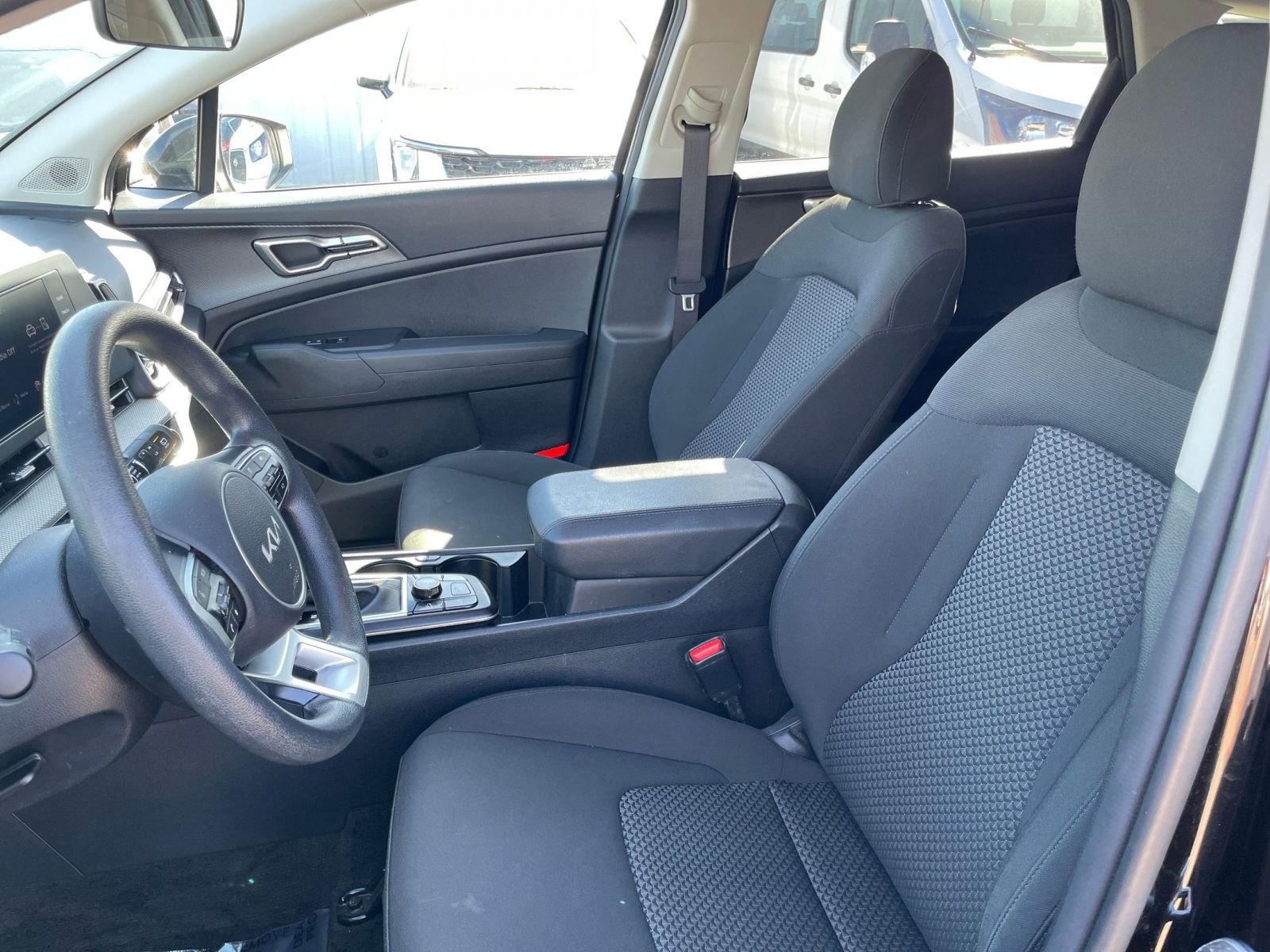 Thumbnail: 2025 Kia Sportage - 35