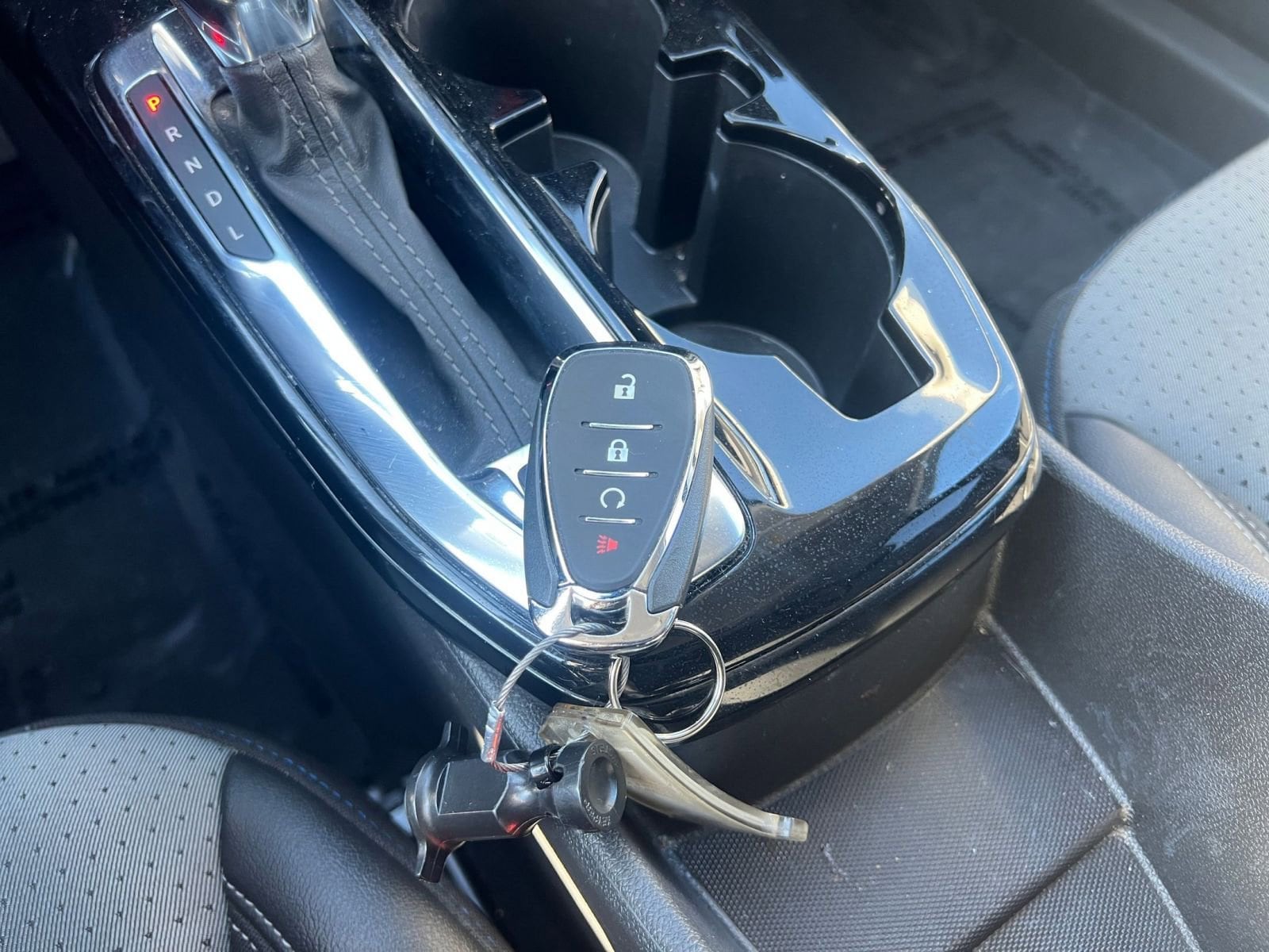 Thumbnail: 2025 Chevrolet Trax - 21