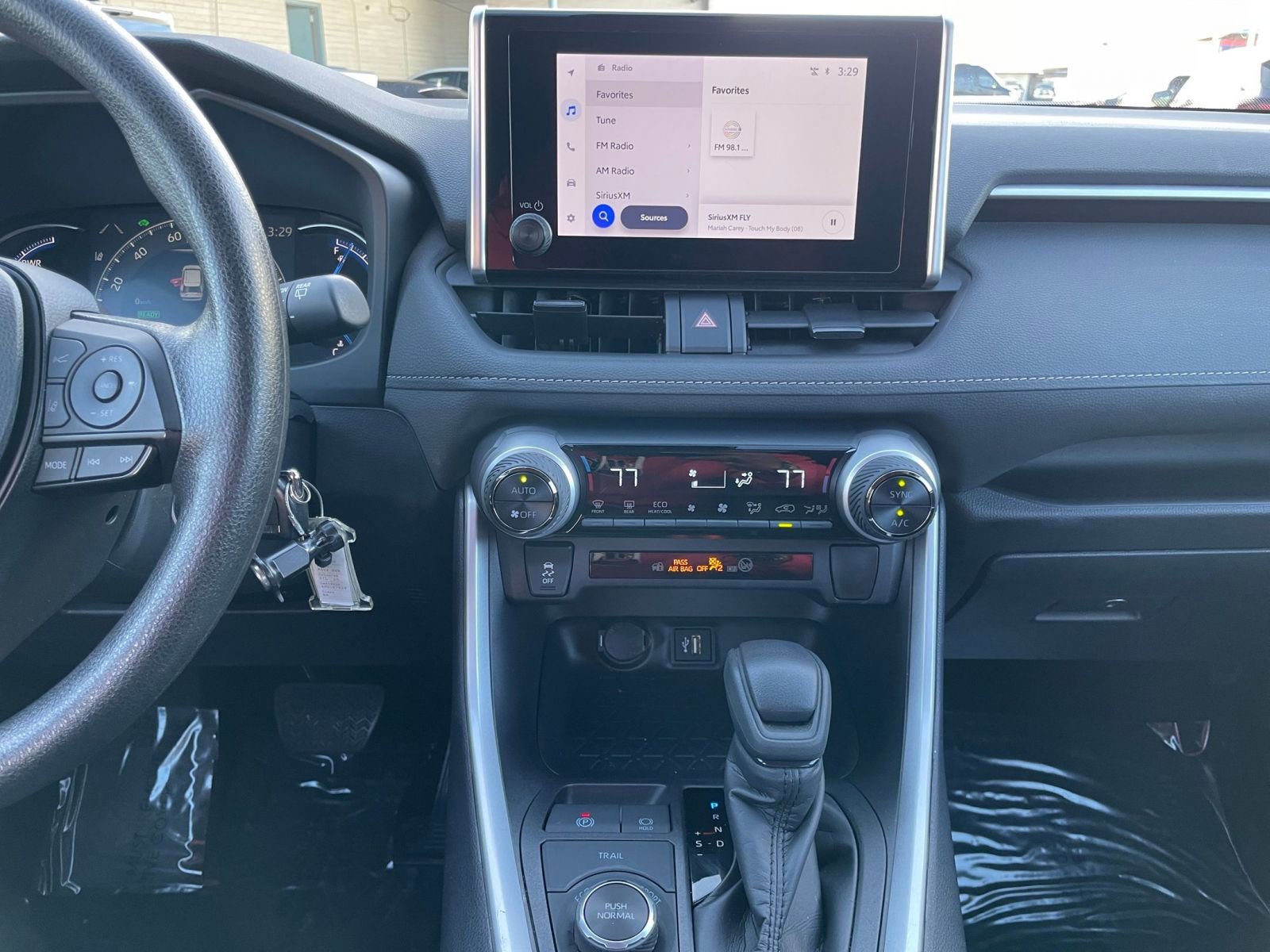 Thumbnail: 2025 Toyota RAV4 - 18