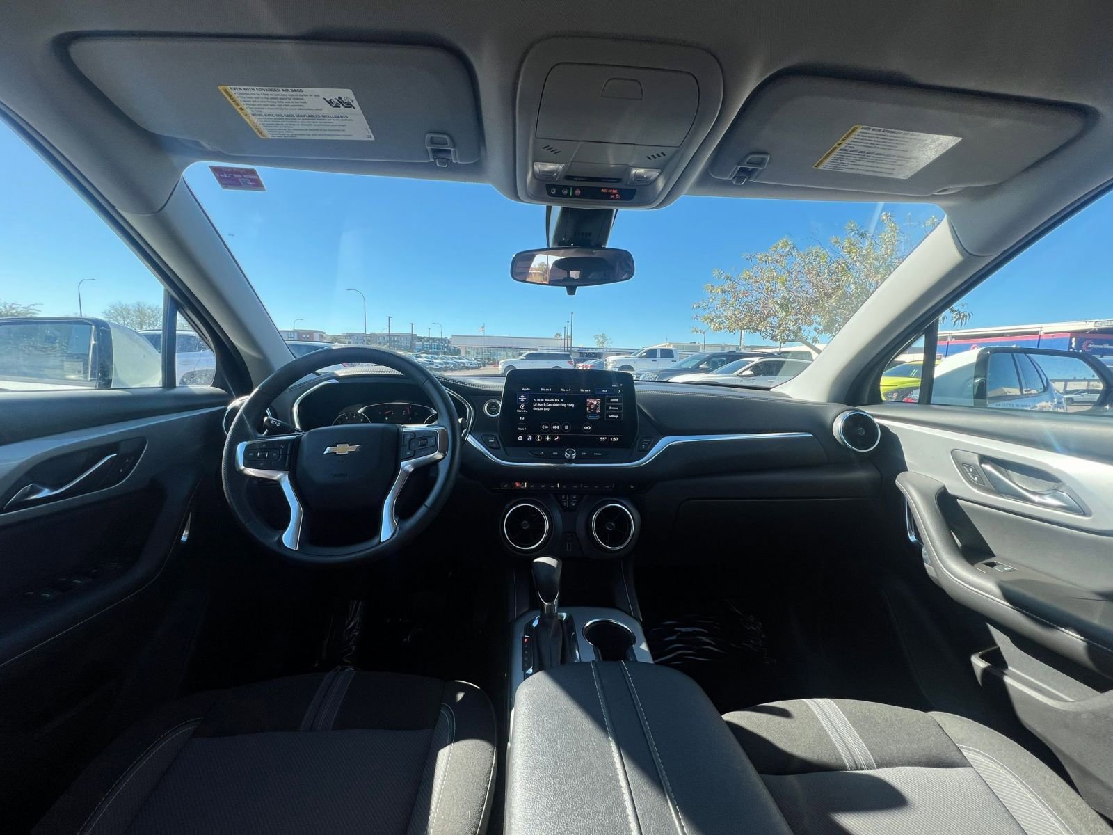 Thumbnail: 2025 Chevrolet Blazer - 33