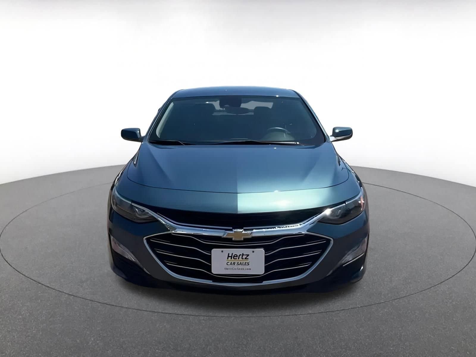 Thumbnail: 2024 Chevrolet Malibu - 4