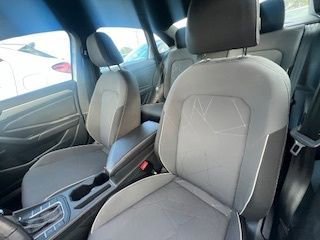 Thumbnail: 2025 Volkswagen Jetta - 17