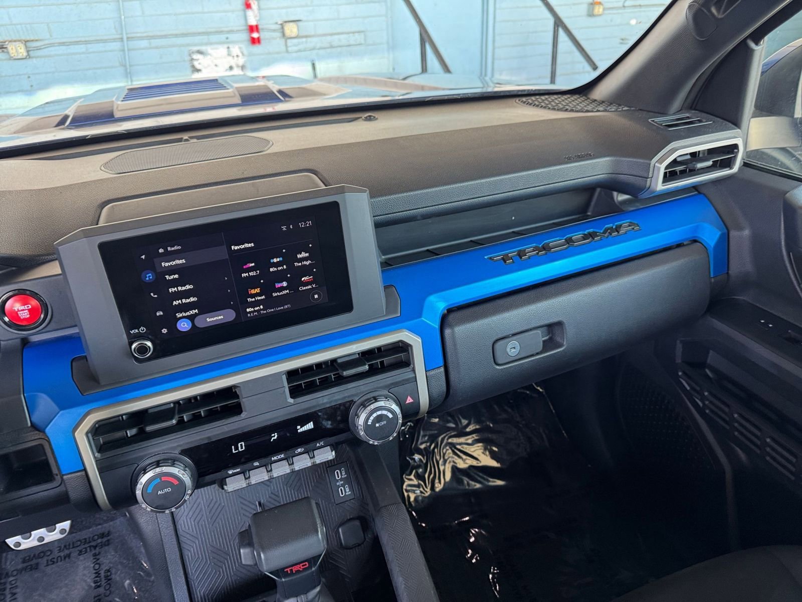 Thumbnail: 2024 Toyota Tacoma - 33