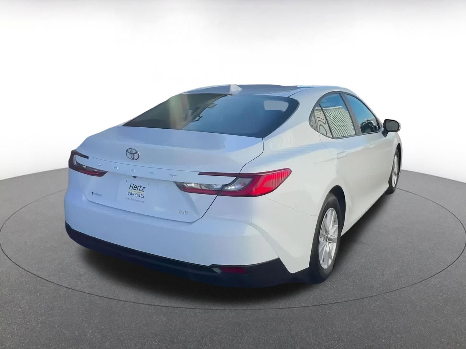 Thumbnail: 2025 Toyota Camry - 14