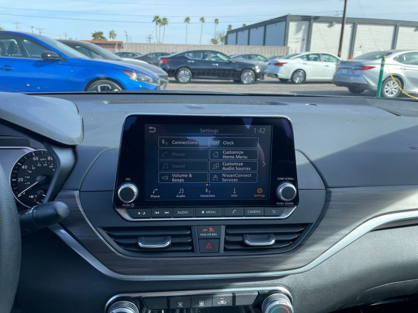 Thumbnail: 2025 Nissan Altima - 20