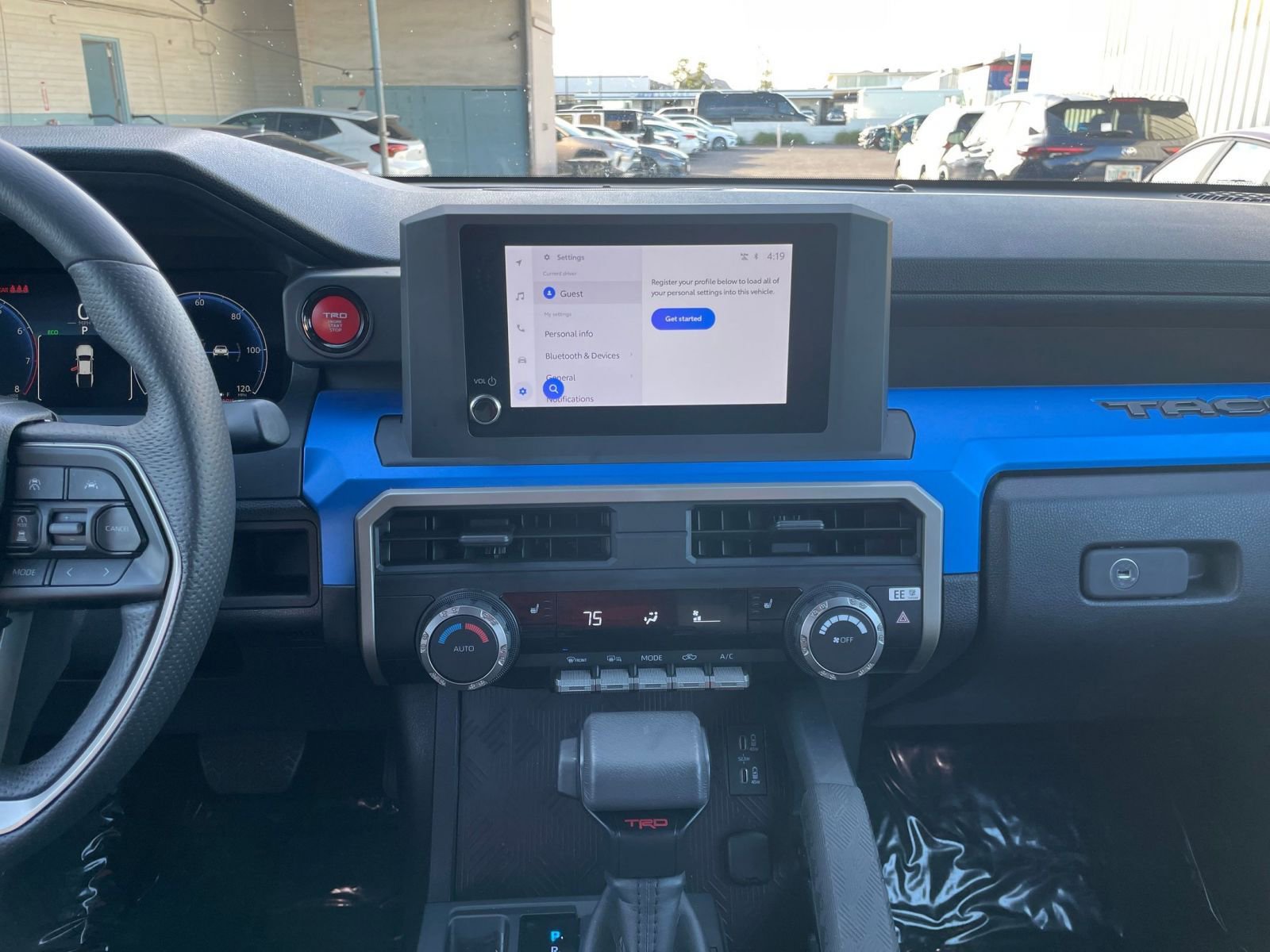 Thumbnail: 2025 Toyota Tacoma - 18