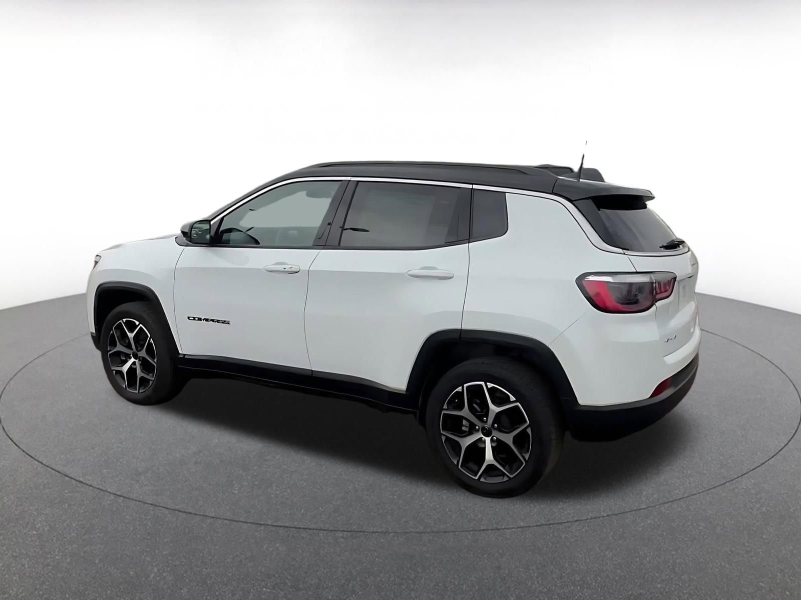 Thumbnail: 2025 Jeep Compass - 10
