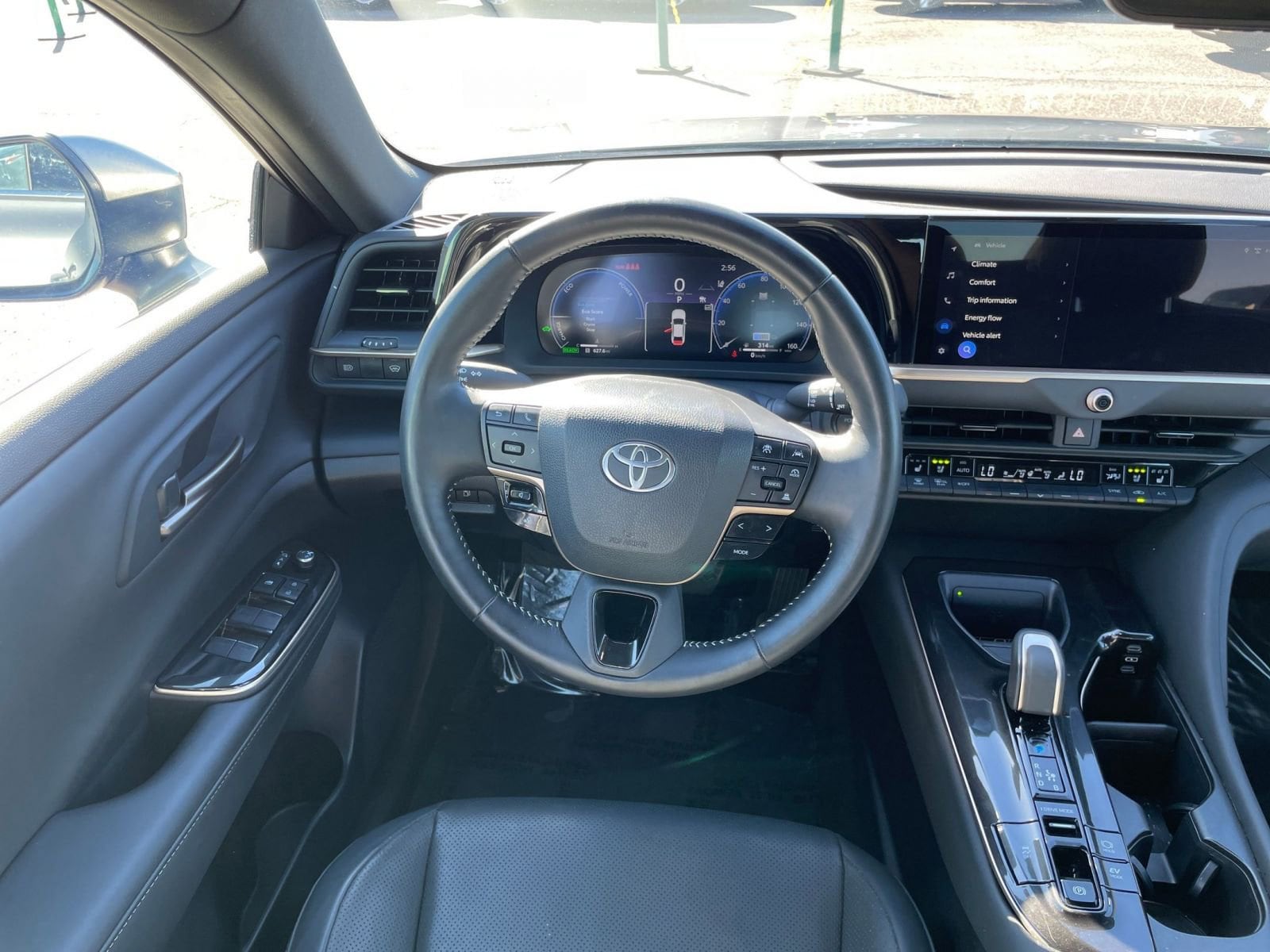 Thumbnail: 2025 Toyota Crown - 29