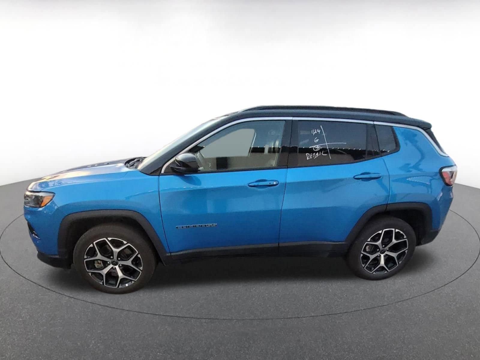 Thumbnail: 2025 Jeep Compass - 4